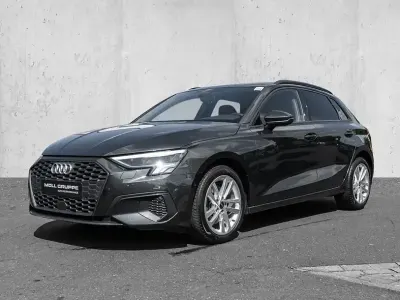 Używany Audi A3 Ambiente 110 KM (80 kW) 2021 Szary Sedan/Limuzyna