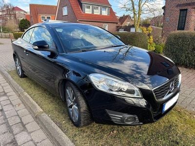 Second-hand Volvo C70 Summum 179 CP (131 kW) 2010 Negru Cabrio