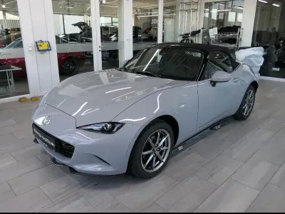 Nowe Mazda MX5 Exclusive-Line 132 KM (97 kW) 2026 Kabriolet