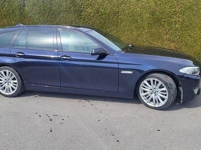 Gebraucht BMW 535 M Sport 313 PS (230 kW) 2013 Blau Kombi