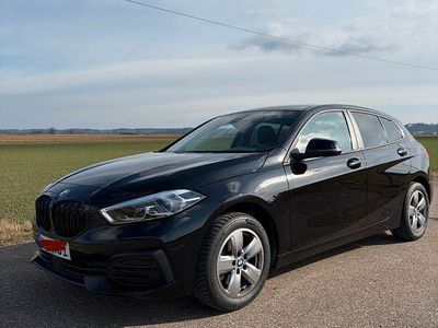 Gebraucht BMW 118 Advantage 136 PS (100 kW) 2024 Schwarz Kleinwagen