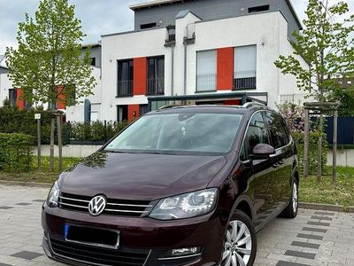 Second-hand VW Sharan Highline 184 CP (135 kW) 2017 Andere farben Monovolum