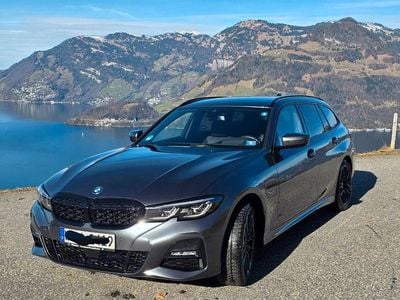 Gebraucht BMW 330e M Sport 292 PS (214 kW) 2021 Schwarz Kombi
