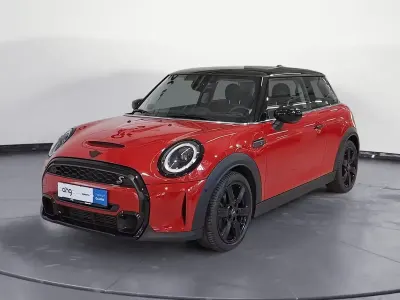Gebraucht Mini Cooper S Classic 178 PS (130 kW) 2023 Rot Kleinwagen