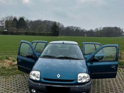 Renault Clio II