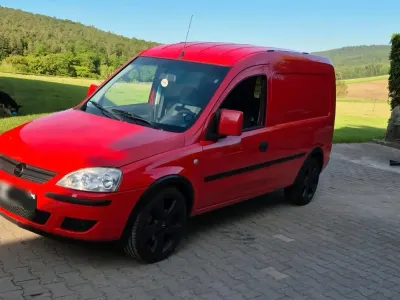 Gebraucht Opel Combo 101 PS (74 kW) 2010 Rot Van / Kleinbus