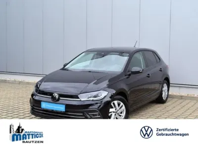Gebraucht VW Polo IQ Drive 95 PS (69 kW) 2023 Deep black perleffekt (metallic) Kleinwagen