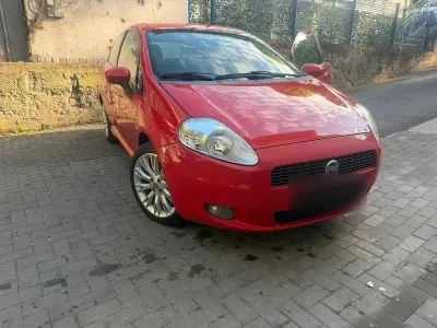 Gebraucht Fiat Punto 95 PS (69 kW) 2007 Rot Kleinwagen