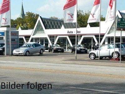 Gebraucht Toyota RAV4 Hybrid Basis 222 PS (163 kW) 2022 Lichtsilber metallic / dach schwarz SUV