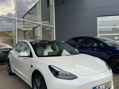 gebraucht Tesla Model 3 Long Range mit Beschleunigungs boost