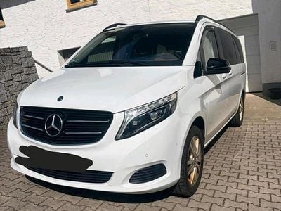 Usata Mercedes V220 163 CV (119 kW) 2019 Bianco Monovolume