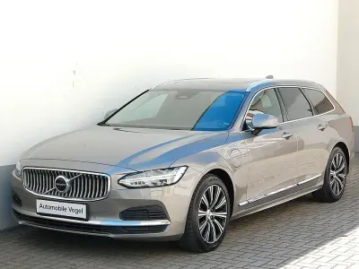Gebraucht Volvo V90 Inscription 341 PS (250 kW) 2022 Pebble grey / metallic Kombi