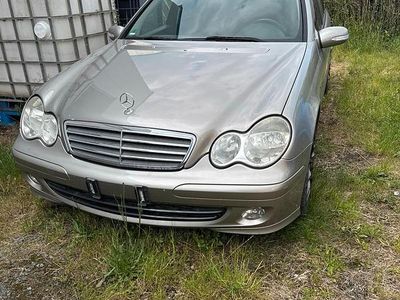 Mercedes C180