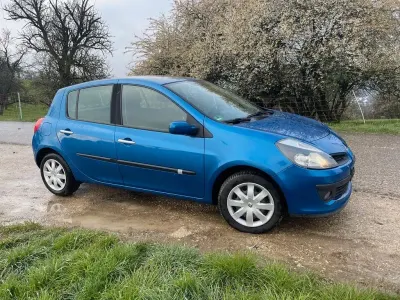 Brugt Renault Clio II 111 HK (81 kW) 2006 Blå Sedan