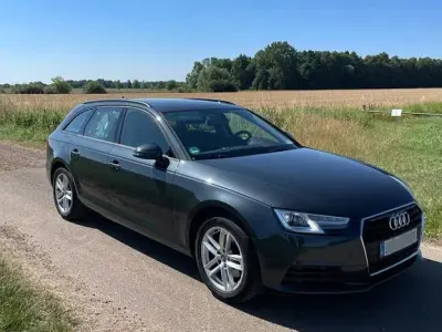 Gebraucht Audi A4 150 PS (110 kW) 2017 Grau Kombi