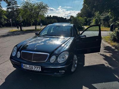 Mercedes E220