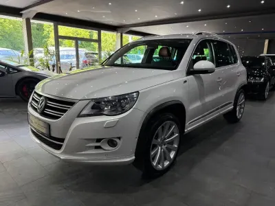 Używany VW Tiguan Sportline 210 KM (154 kW) 2010 Biały SUV