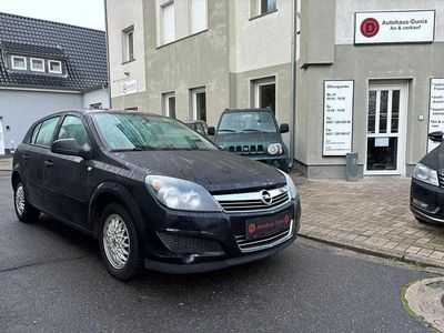 Gebraucht Opel Astra 90 PS (66 kW) 2010 Schwarz Limousine