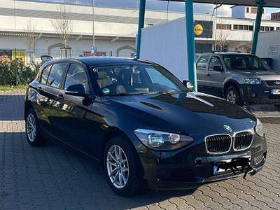 Gebraucht BMW 116 136 PS (100 kW) 2014 Schwarz Kleinwagen