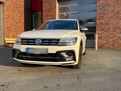 Gebraucht VW Tiguan Allspace R-line 239 PS (175 kW) 2019 Weiß SUV