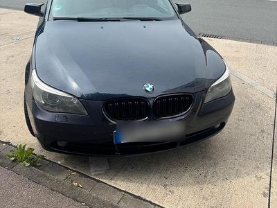 BMW 525
