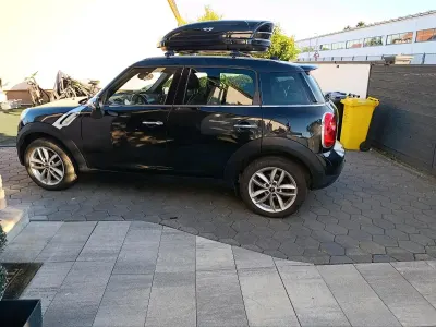 Gebraucht Mini Countryman 112 PS (82 kW) 2011 Schwarz SUV