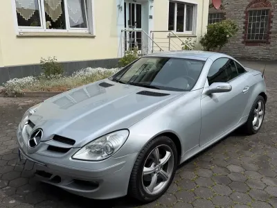 Second-hand Mercedes SLK200