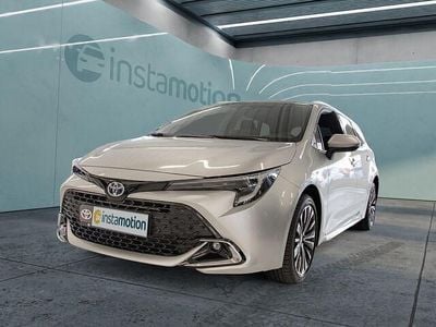 Gebraucht Toyota Corolla Team 140 PS (102 kW) 2024 Silber Van / Kleinbus