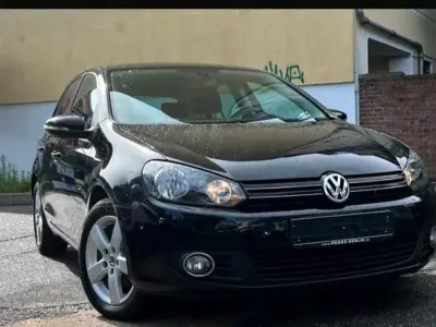 Gebraucht VW Golf VI Edition 122 PS (89 kW) 2011 Schwarz Kleinwagen