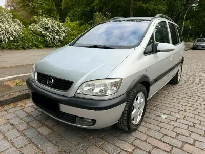 Gebraucht Opel Zafira Sport 147 PS (108 kW) 2005 Silber Van / Kleinbus