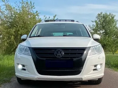 Gebraucht VW Tiguan R-line 140 PS (102 kW) 2009 Weiß SUV