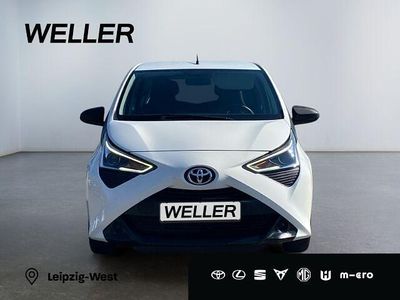 Gebraucht Toyota Aygo X-play 72 PS (52 kW) 2021 Weiß Kleinwagen