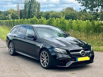 Mercedes E63S AMG