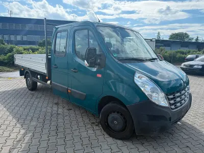 Gebraucht Renault Master 150 PS (110 kW) 2013 Grün Limousine