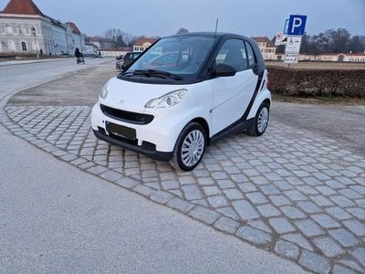 Weiß Gebraucht 2009 Smart ForTwo Coupé Coupé | 3.999 € (Fairer Preis)