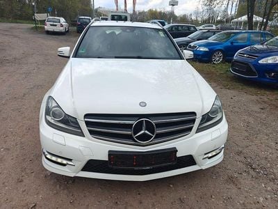 Usata Mercedes C220 AMG line 170 CV (125 kW) 2013 Bianco Berlina