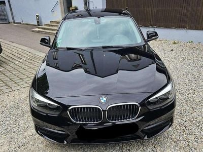 Gebraucht BMW 118 Advantage 136 PS (100 kW) 2019 Schwarz Kleinwagen