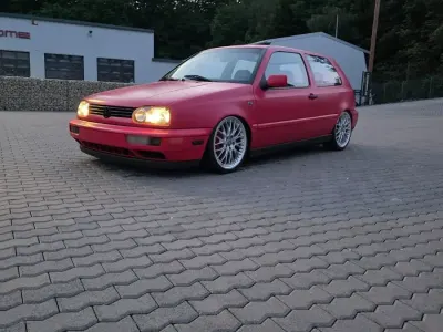 Gebraucht VW Golf III 300 PS (220 kW) 1996 Andere farben Kleinwagen