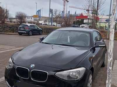 Gebraucht BMW 114 102 PS (75 kW) 2013 Schwarz Kleinwagen