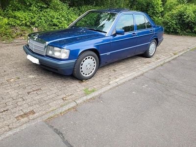 Gebraucht Mercedes 190 Avantgarde 136 PS (100 kW) 1993 Blau Limousine