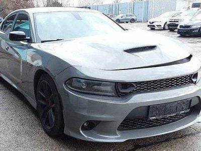 Grau Gebraucht 2019 Dodge Charger Limousine | 24.900 € (Guter Preis)