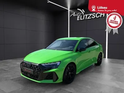 Gebraucht Audi RS3 Sport 400 PS (294 kW) 2026 Grün Limousine