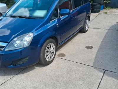 Gebraucht Opel Zafira 140 PS (102 kW) 2010 Blau Van / Kleinbus