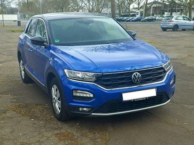 Usado VW T-Roc Style 150 HP (110 kW) 2022 Azul SUV