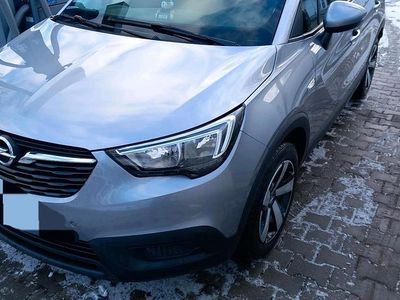 Grau Gebraucht 2020 Opel Crossland SUV | 13.500 € (Fairer Preis)