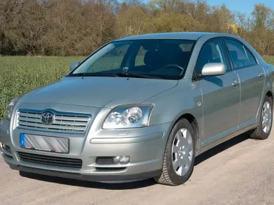 Gebraucht Toyota Avensis 129 PS (94 kW) 2006 Grün Limousine