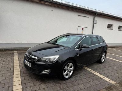 Gebraucht Opel Astra 125 PS (91 kW) 2012 Schwarz Kombi