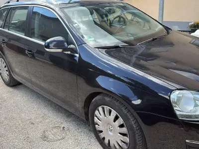 Gebraucht VW Golf VI 105 PS (77 kW) 2009 Schwarz Kleinwagen