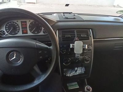 Mercedes B150