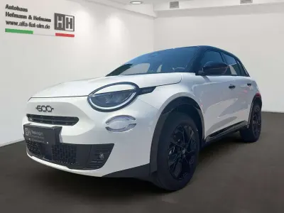 Neu Fiat 600 Street 101 PS (74 kW) 2026 Bicolor weißschwarz SUV